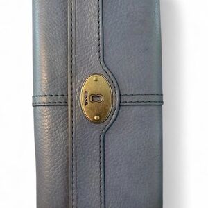 Fossil Slate Blue Leather Turn-Lock Clutch Wallet